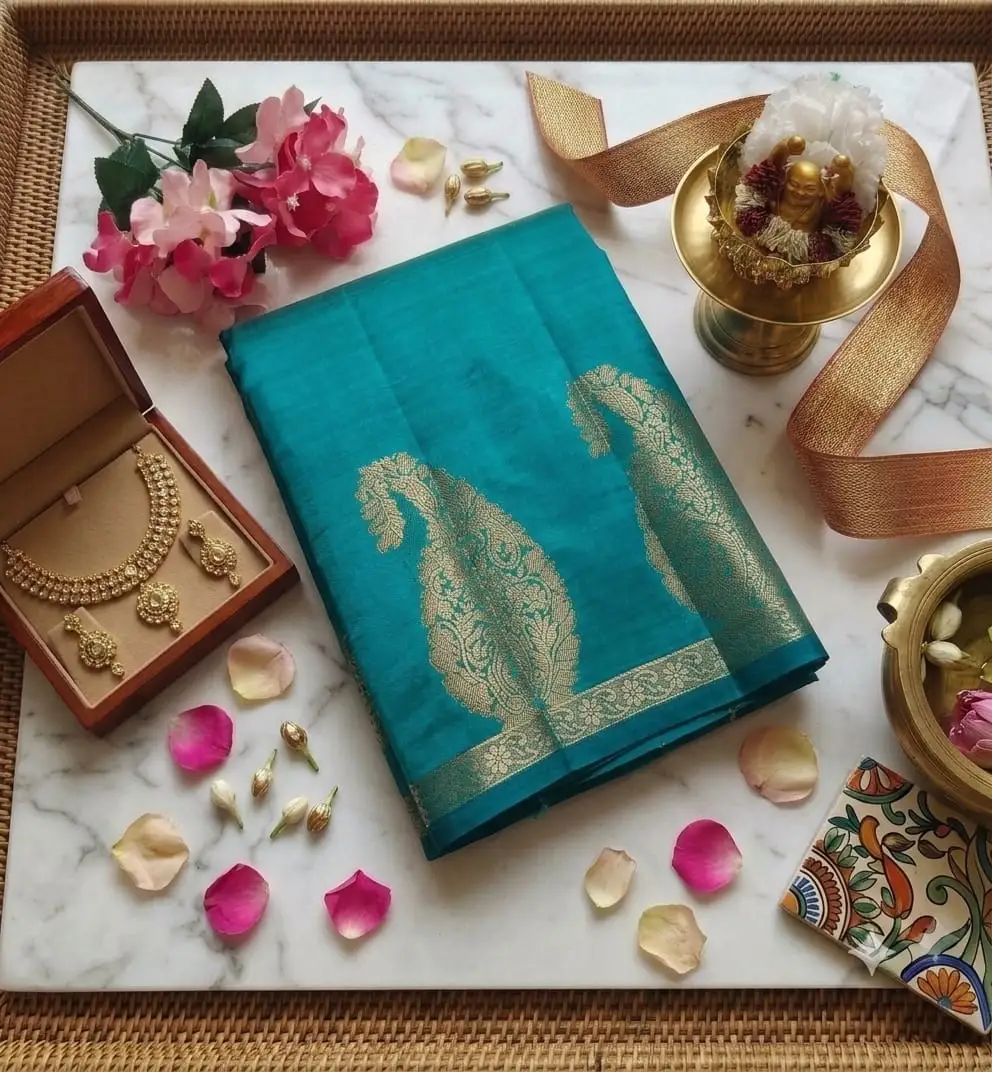 Classic Mango Zari Weaving Tussar Silk Saree